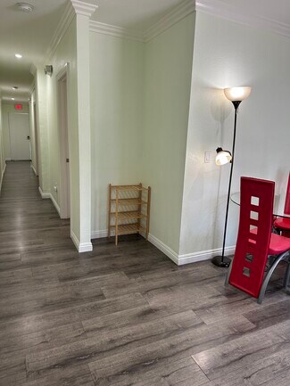 Plus de détails pour 1161 W 37th Dr, Los Angeles, CA - Logement à vendre