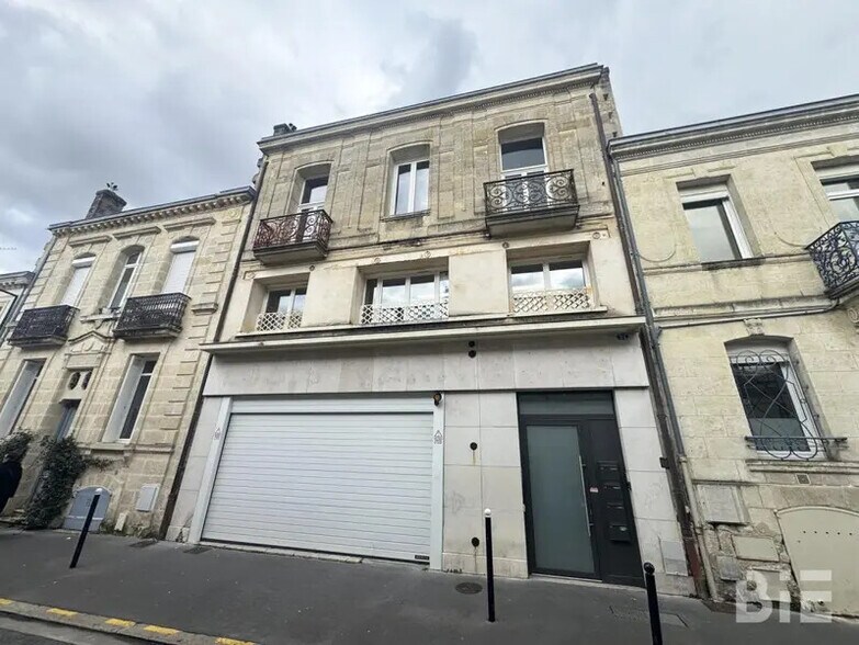 Bureau dans Bordeaux à vendre - Photo de l’immeuble – Image 1 sur 11
