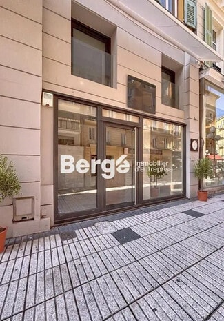 Plus de détails pour Local commercial à louer