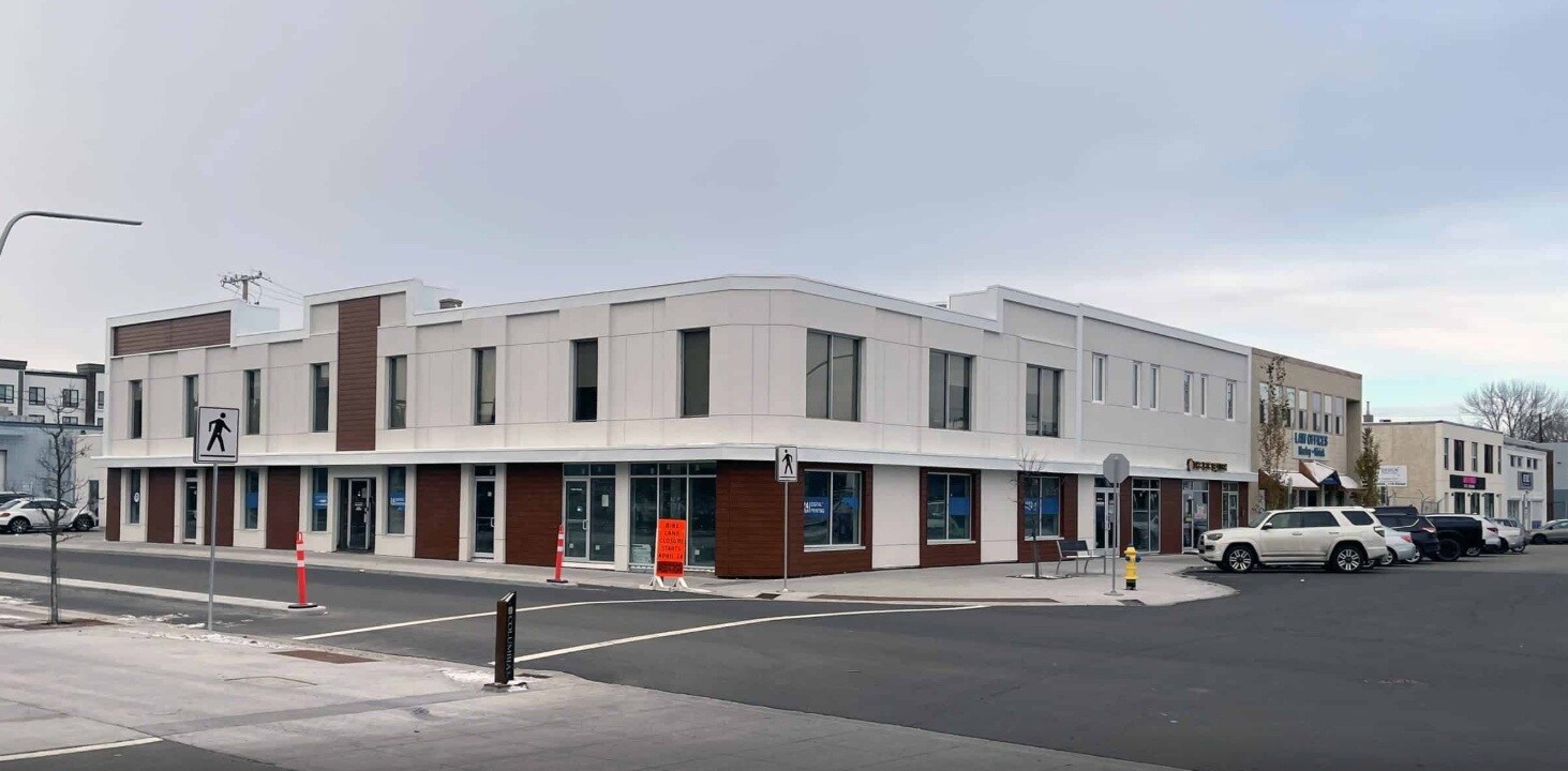 10524 110th St NW, Edmonton, AB à vendre Photo principale– Image 1 sur 21