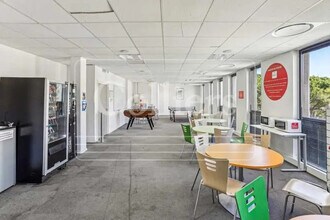 Bureau dans Aix-en-Provence à louer Photo intérieure– Image 1 sur 3