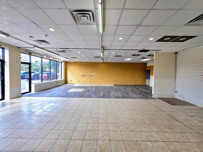 1215-1225 S Ashland Ave, Chicago, IL à louer - Photo de l’immeuble – Image 2 sur 13