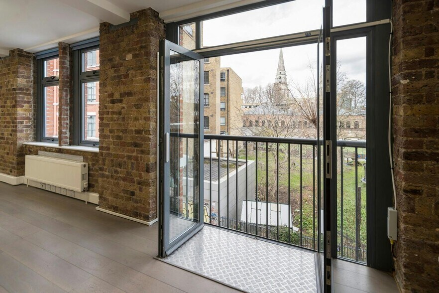 54 Commercial St, Londres à louer - Photo de l’immeuble – Image 3 sur 12