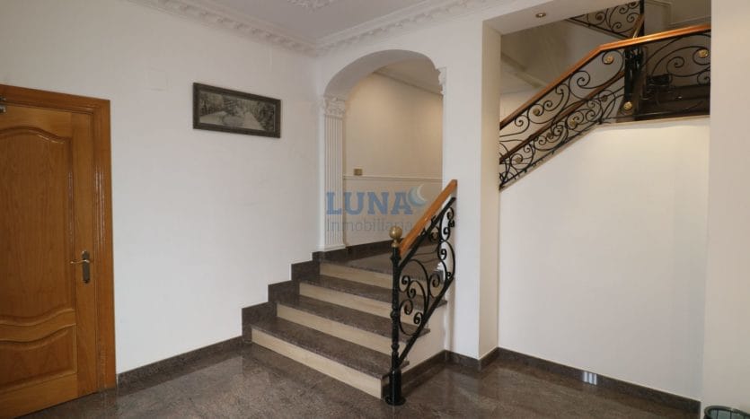 Immeuble residentiel dans Getafe, Madrid à vendre - Photo intérieure – Image 2 sur 25