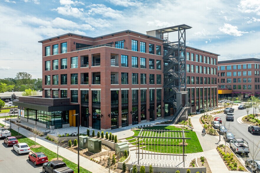 3600 South Blvd, Charlotte, NC à vendre - Photo de l’immeuble – Image 3 sur 18