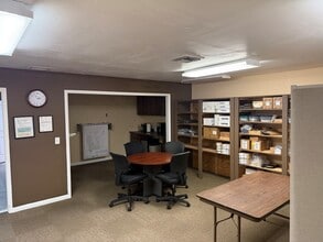120 Commerce Blvd, Oldsmar, FL à louer Photo intérieure– Image 1 sur 6