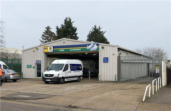 Lyon Way, St Albans à louer - Photo de l’immeuble – Image 1 sur 1