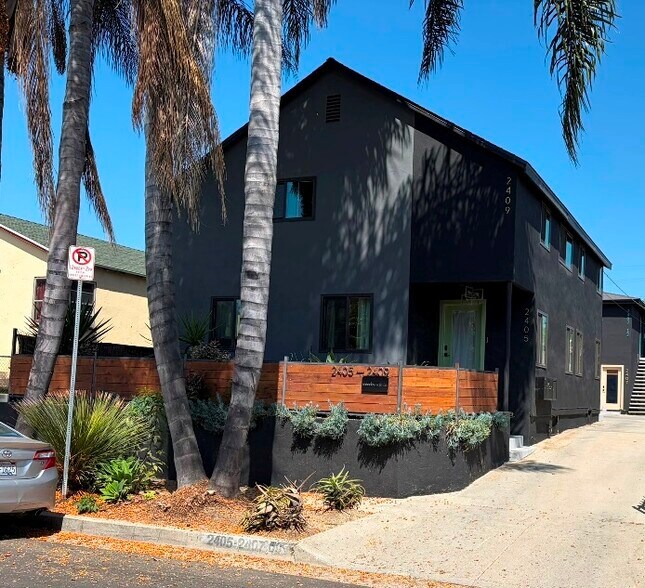 2405 Meadowvale Ave, Los Angeles, CA à vendre - Photo de l’immeuble – Image 3 sur 79