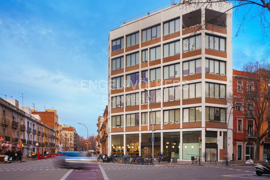 Bureau dans Barcelone, Barcelona à louer - Photo de l’immeuble – Image 1 sur 4