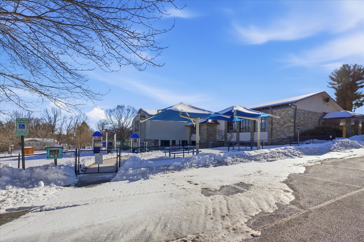 2330 Mount Hebron Dr, Ellicott City, MD à louer Photo principale– Image 1 sur 28