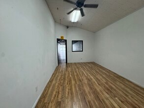2832-2840 State St, Carlsbad, CA à louer Photo intérieure– Image 1 sur 3