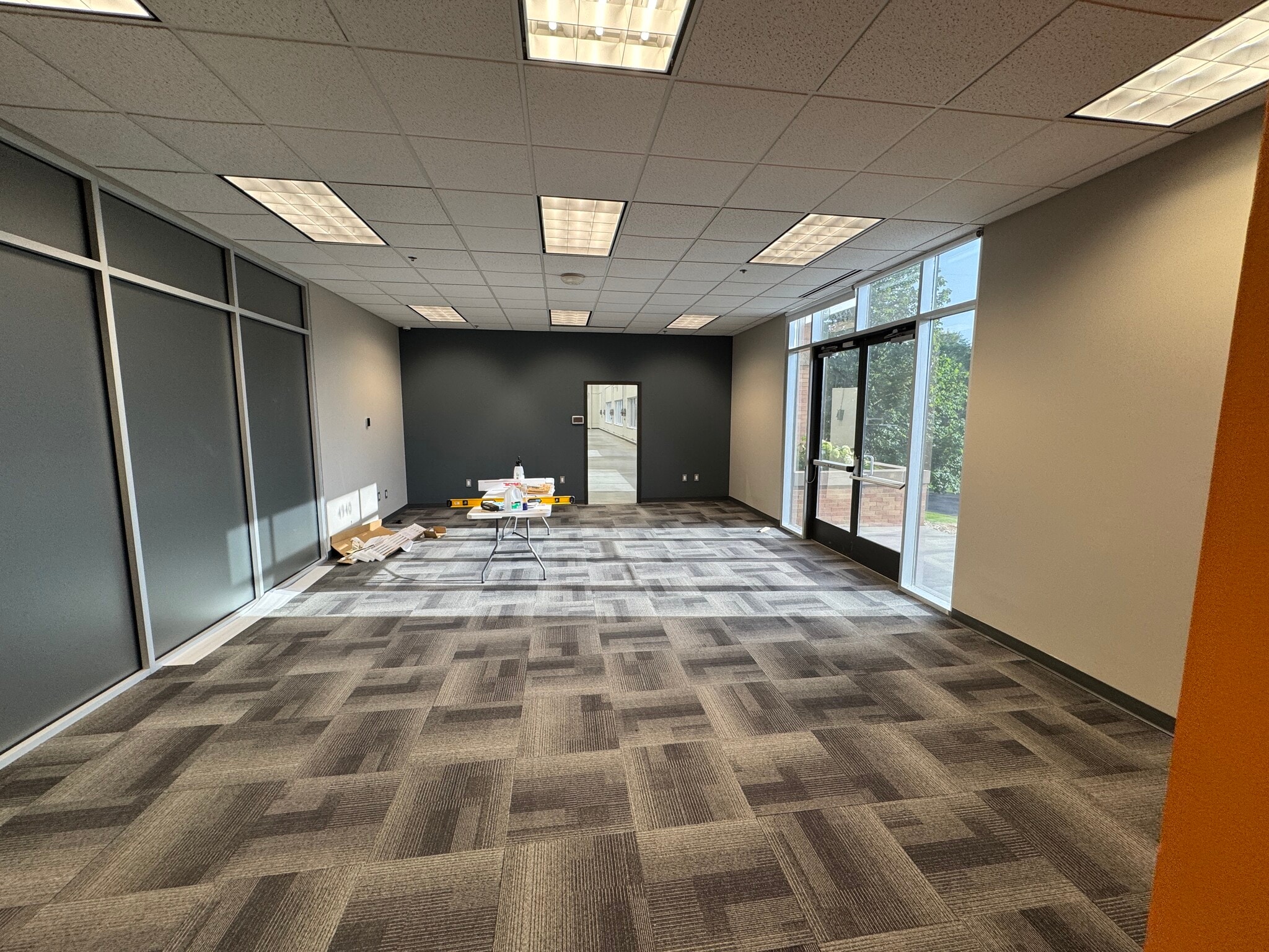 4900 Constellation Dr, White Bear Township, MN à louer Photo intérieure– Image 1 sur 5