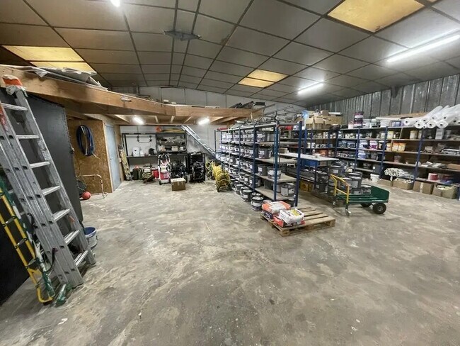 Plus de détails pour Industriel/Logistique à louer