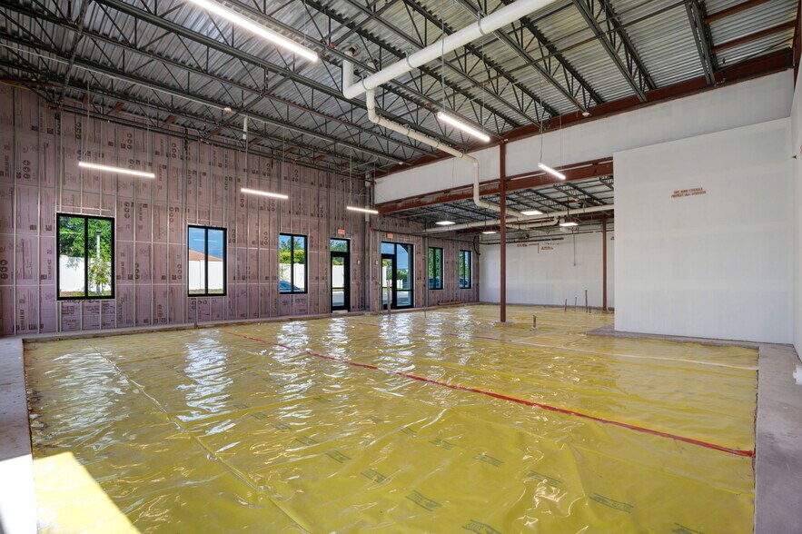 409 Serano Way, Nokomis, FL à louer - Photo de l’immeuble – Image 3 sur 30