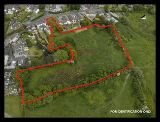Plus de détails pour 73 Parc Gitto, Llanelli - Terrain à vendre