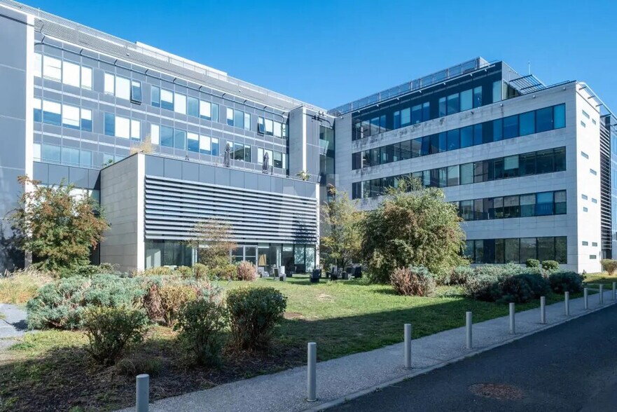 Bureau dans Rungis à louer - Photo de l’immeuble – Image 3 sur 7