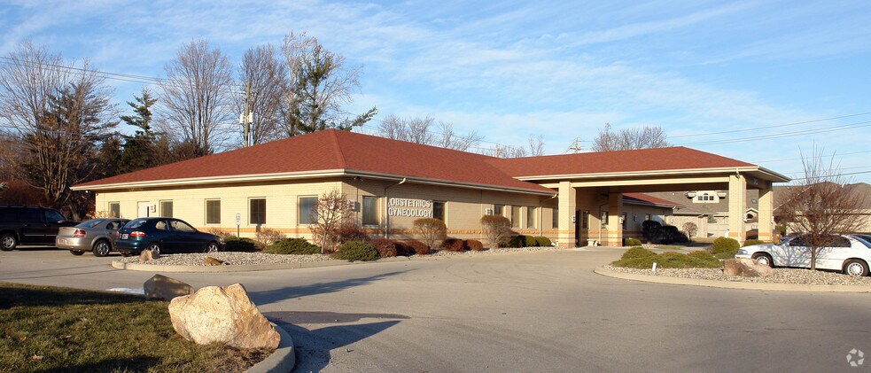 7802 W Jefferson Blvd, Fort Wayne, IN à vendre - Photo de l’immeuble – Image 2 sur 10