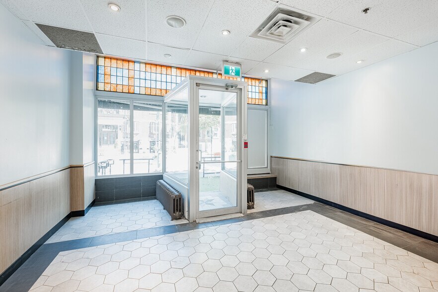 1275-1285 Av Bernard, Outremont, QC à louer - Photo de l’immeuble – Image 3 sur 4