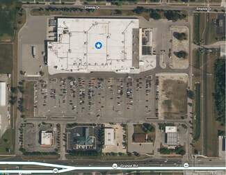 Plus de détails pour 8400 Gratiot Rd, Saginaw, MI - Local commercial à louer