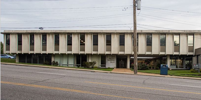2025 S Brentwood Blvd, Brentwood, MO à louer Photo de l’immeuble– Image 1 sur 6
