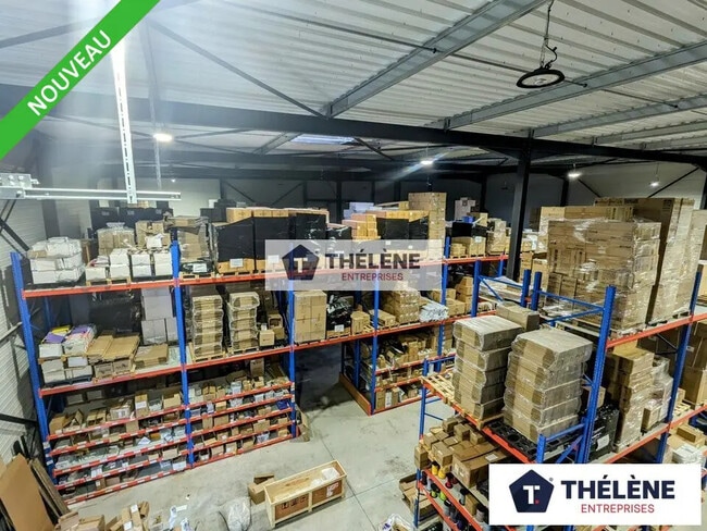 Plus de détails pour Local d'activités à louer