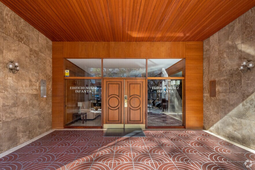 Avinguda de Josep Tarradellas, 91, Barcelone, Barcelona à louer - Photo de l’immeuble – Image 3 sur 3