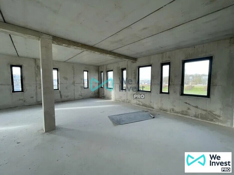Bureau dans Tinqueux à louer - Photo de l’immeuble – Image 2 sur 5