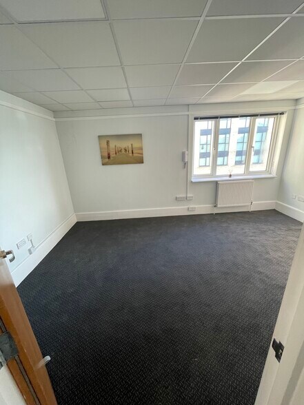 15 Christchurch Rd, Bournemouth à louer - Photo de l’immeuble – Image 2 sur 12