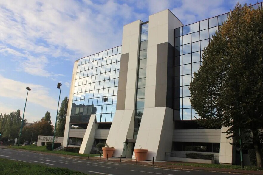 23 Boulevard De L'Oise, Cergy à louer - Photo de l’immeuble – Image 2 sur 8