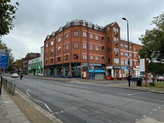 Plus de détails pour 307 Cricklewood Broa, Londres - Bureau à louer