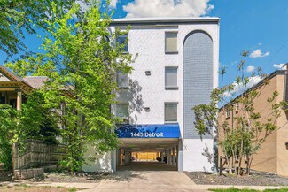 Plus de détails pour 1445 Detroit St, Denver, CO - Logement à vendre
