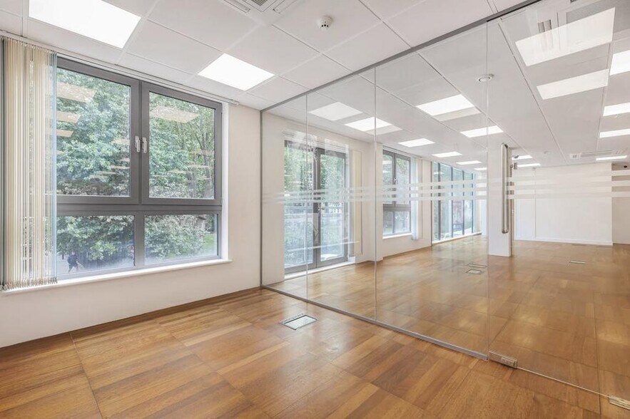 11 Hoxton Sq, Londres à vendre - Photo intérieure – Image 3 sur 10