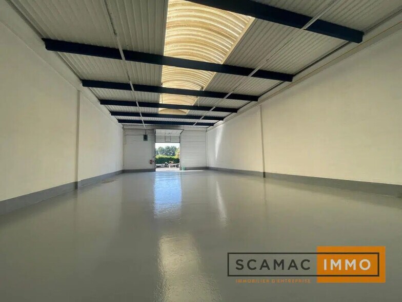 6 Avenue Des Roses, 94380 Bonneuil-Sur-Marne, Bonneuil-sur-Marne à louer - Photo de l’immeuble – Image 2 sur 9