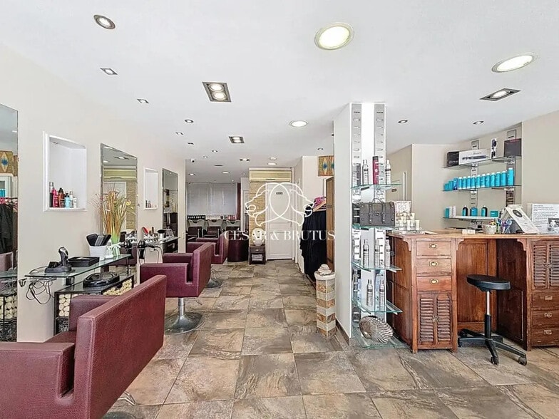 Local commercial dans Villeurbanne à louer - Photo de l’immeuble – Image 2 sur 9