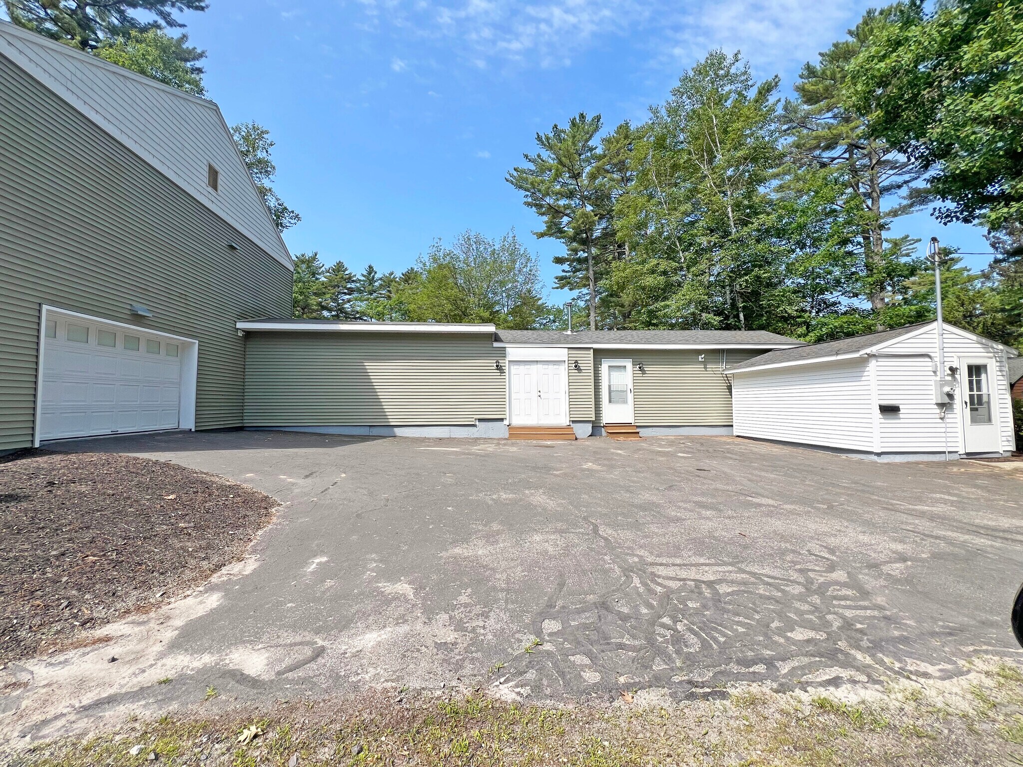 11 Shore Rd, Windham, ME à louer Photo principale– Image 1 sur 5