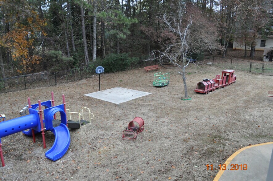 5006 McEver Rd, Oakwood, GA à vendre - Photo de l’immeuble – Image 3 sur 25