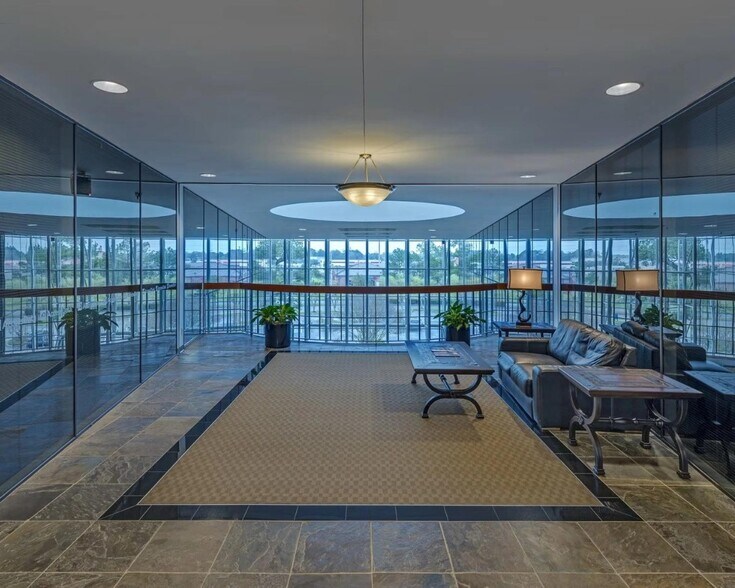 7915 FM-1960 W, Houston, TX à louer - Photo intérieure – Image 3 sur 6