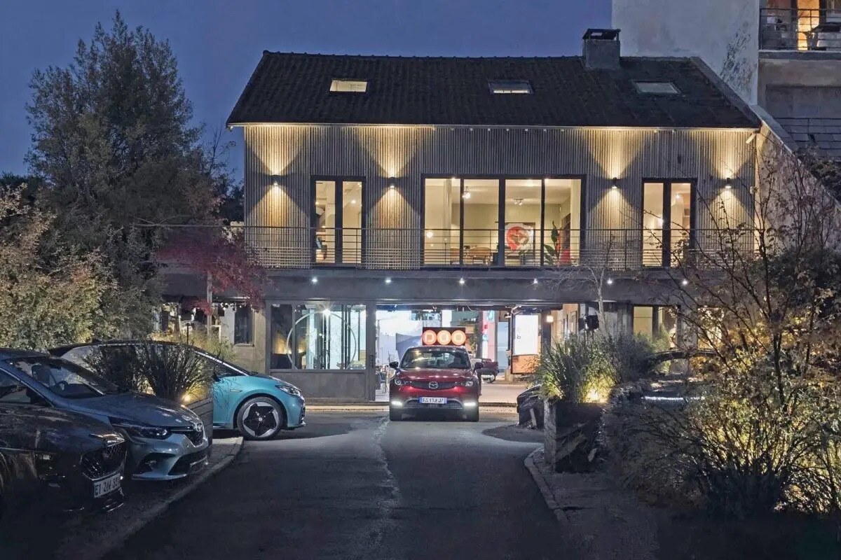 Bureau dans Rueil-Malmaison à vendre Photo de l’immeuble– Image 1 sur 12