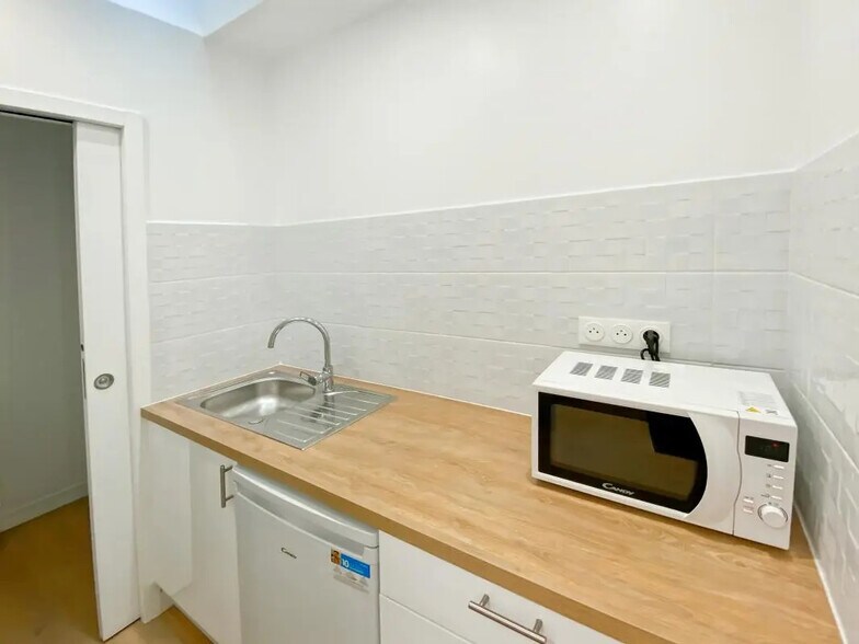 Bureau dans Paris à louer - Photo de l’immeuble – Image 3 sur 6