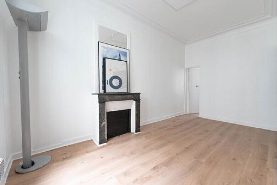 9 Rue Bergère, Paris à louer - Photo de l’immeuble – Image 3 sur 12