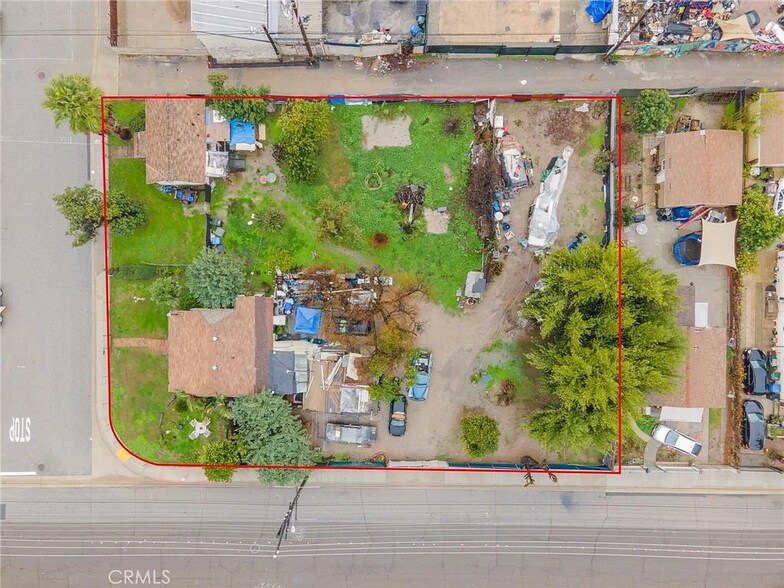 115 S Myrtle Ave, Pomona, CA à vendre - Photo de l’immeuble – Image 3 sur 5