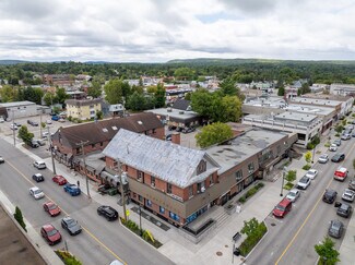 Plus de détails pour 532 Rue De La Madone, Mont-laurier, QC - Local d’activités à vendre