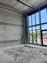 2233 Hollywood Blvd, Hollywood, FL à louer Photo de l’immeuble– Image 2 sur 5