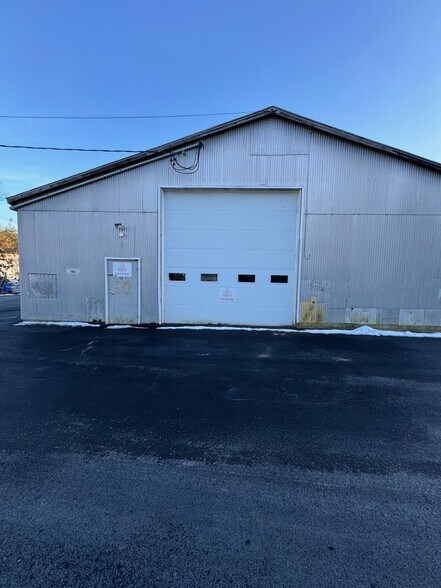 54 Knox Trl, Acton, MA à louer - Photo de l’immeuble – Image 3 sur 7