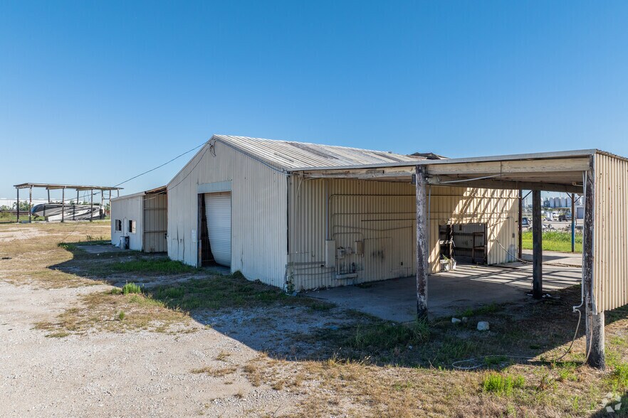 4901 Shank Rd, Pearland, TX à vendre - Photo de l’immeuble – Image 3 sur 45