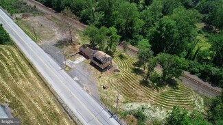 Plus de détails pour 1864 Riverview Rd, Dauphin, PA - Industriel/Logistique à vendre