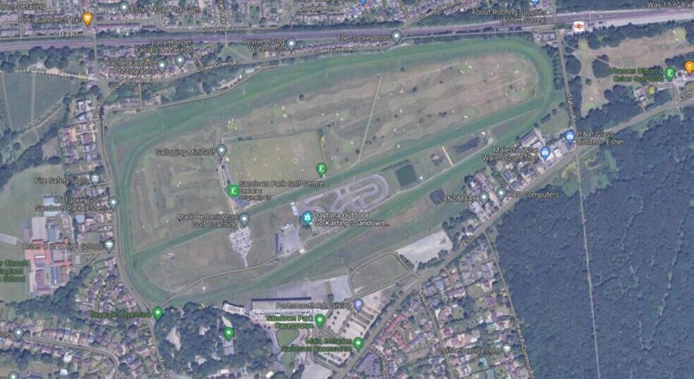 Land At Sandown Park, Esher à louer - Photo de l’immeuble – Image 2 sur 2