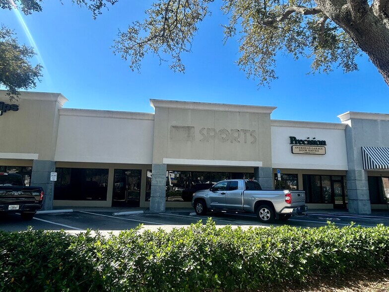 3942 Tyrone Blvd N, Saint Petersburg, FL à louer - Photo de l’immeuble – Image 2 sur 7