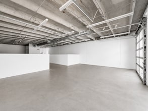 410-470 NE 1st Ave, Hallandale, FL à louer Photo intérieure– Image 1 sur 12