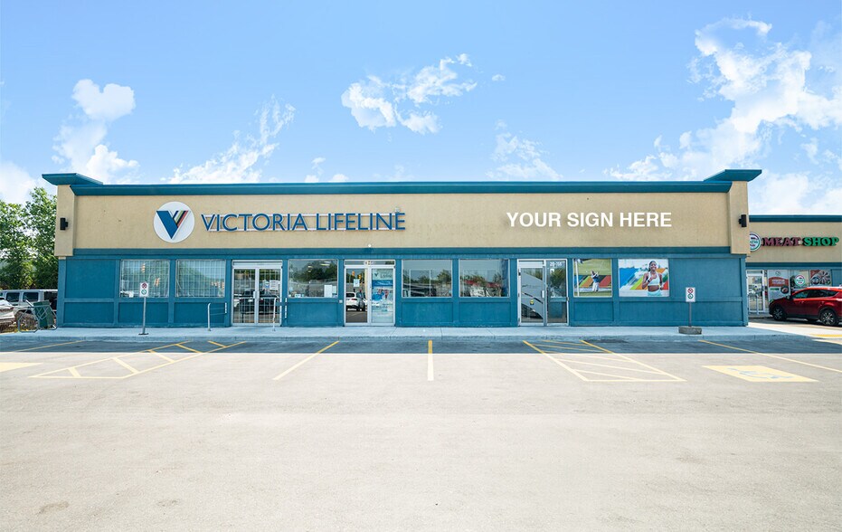 756 Pembina Hwy, Winnipeg, MB à louer - Photo de l’immeuble – Image 1 sur 11